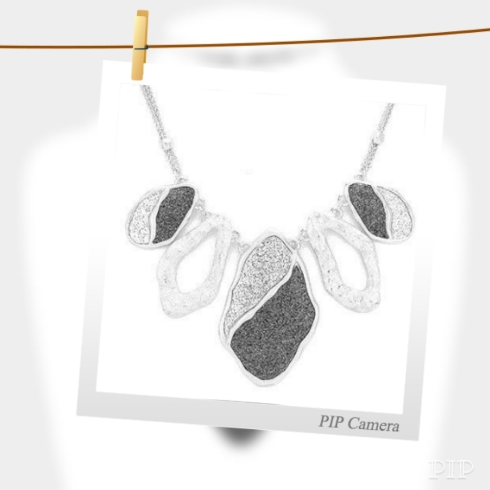 Geometric Statement Necklace Set